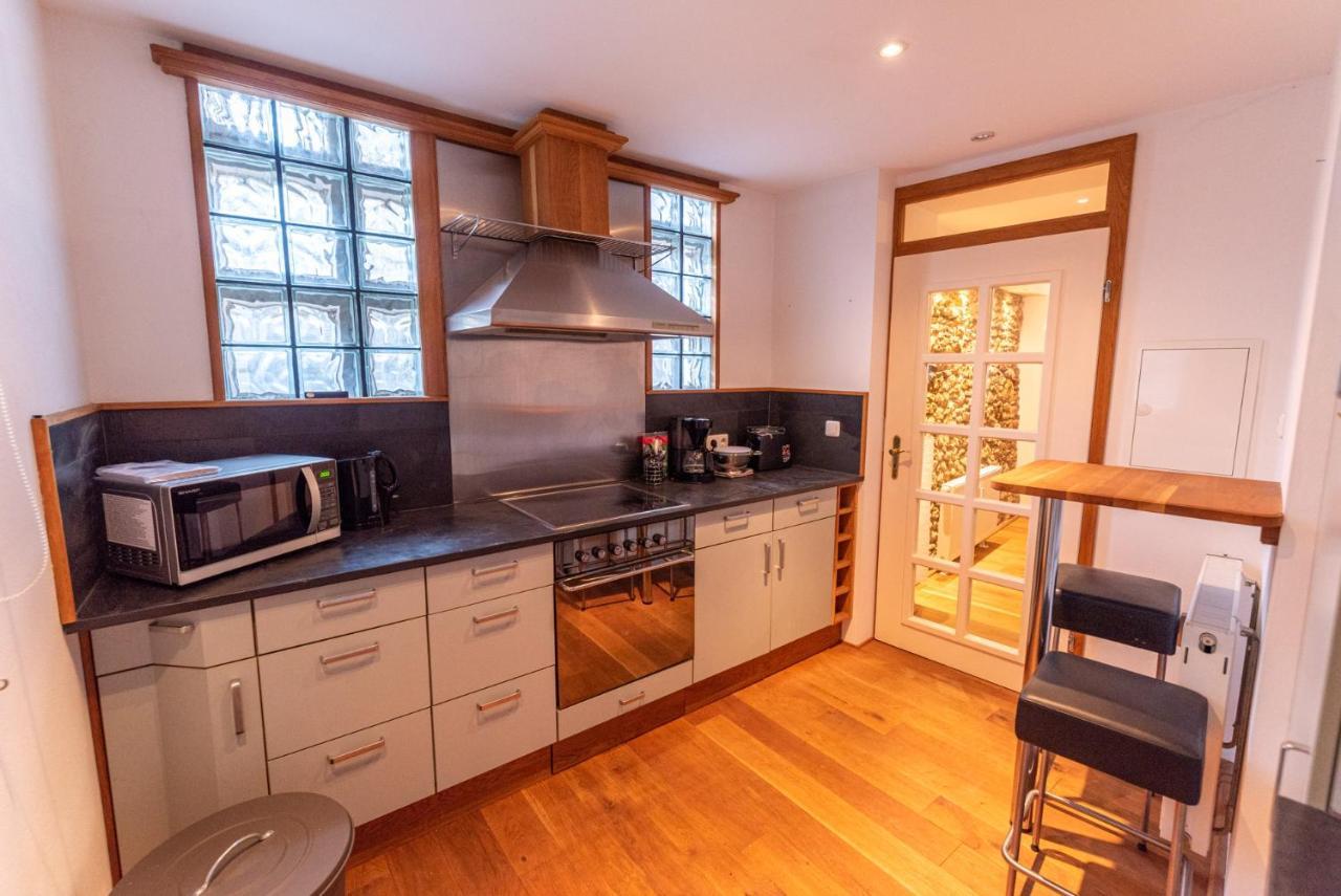 Designer Unterkunft In 15. Jahrhundert Altbau 75 M² Fuer Max. 4 Personen Apartment Eltville am Rhein Exterior foto