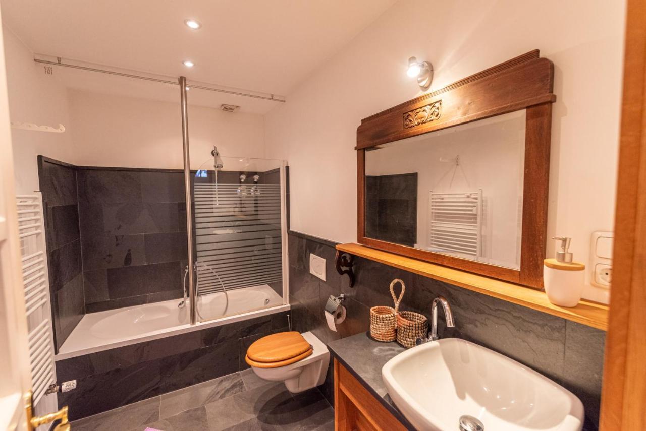 Designer Unterkunft In 15. Jahrhundert Altbau 75 M² Fuer Max. 4 Personen Apartment Eltville am Rhein Exterior foto