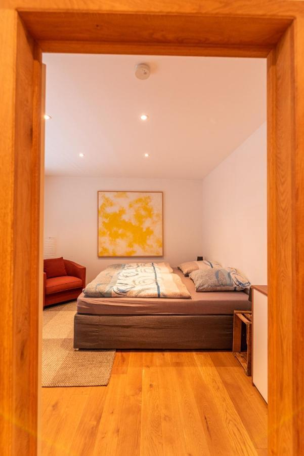 Designer Unterkunft In 15. Jahrhundert Altbau 75 M² Fuer Max. 4 Personen Apartment Eltville am Rhein Exterior foto
