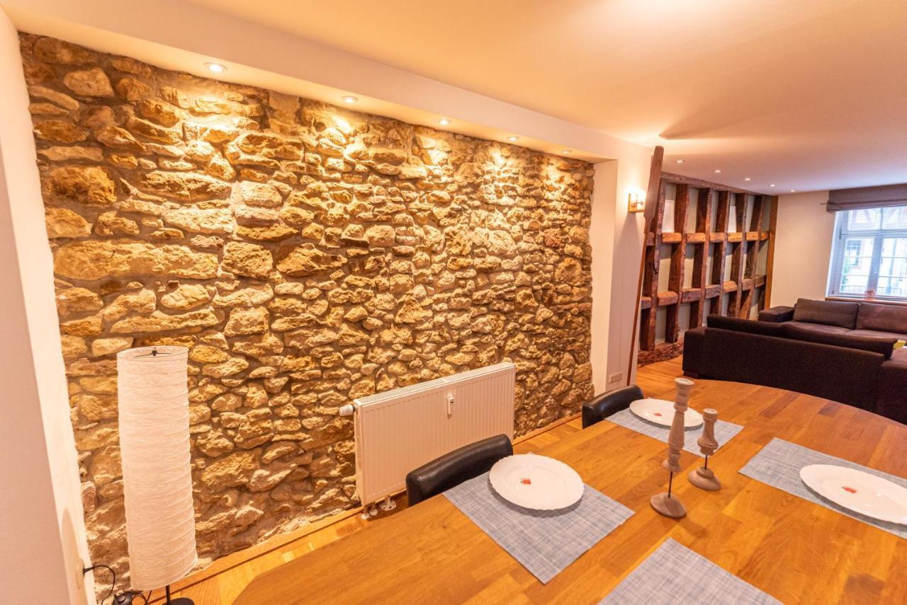 Designer Unterkunft In 15. Jahrhundert Altbau 75 M² Fuer Max. 4 Personen Apartment Eltville am Rhein Exterior foto